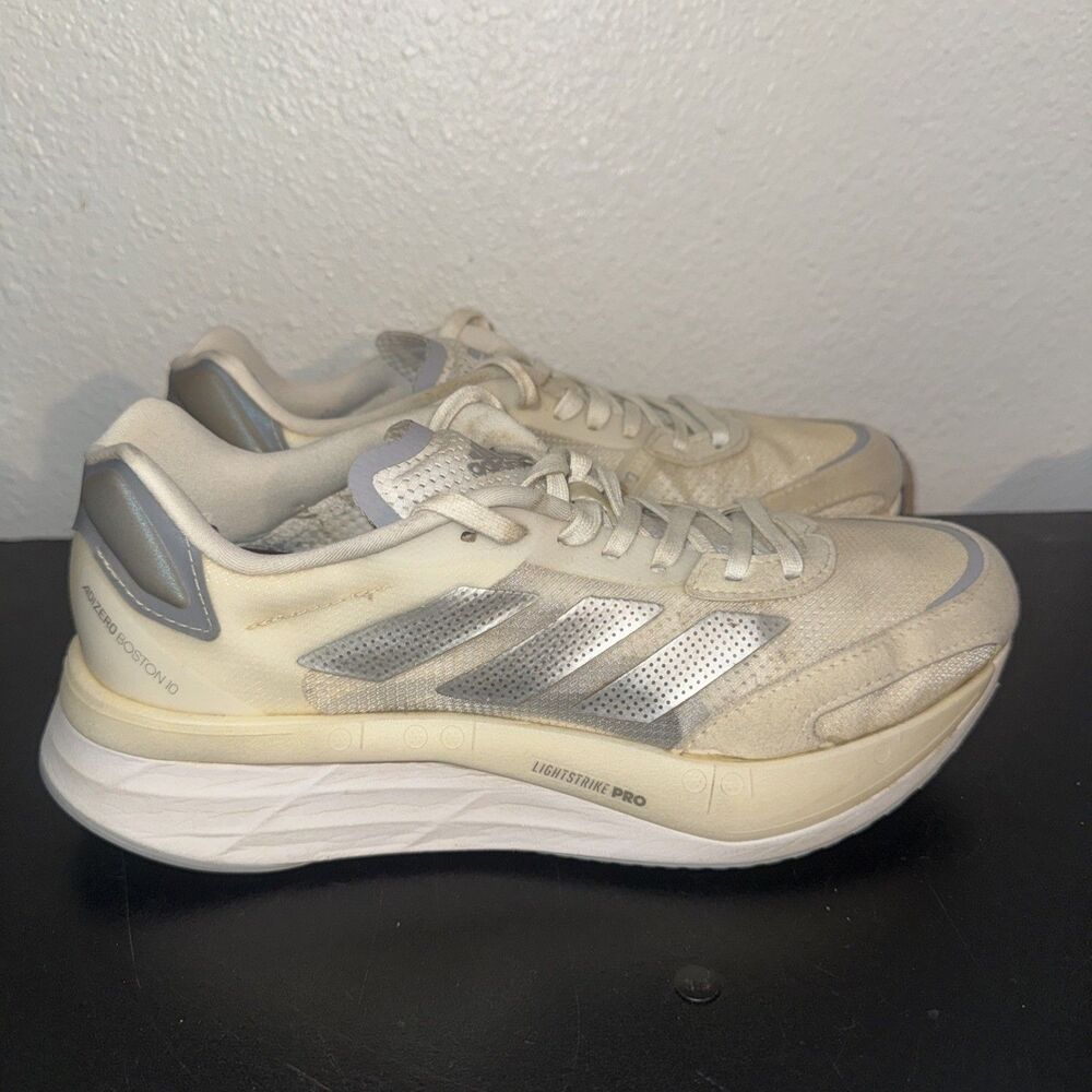 Adidas Adizero Boston 10 Running Shoes Womens Size 8.5 White Lightstrike GY0907